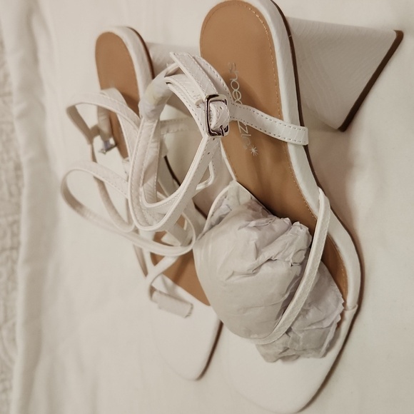 New! White chunky triangle heels ankle straps formal summer party size 9.5 - Picture 8 of 16